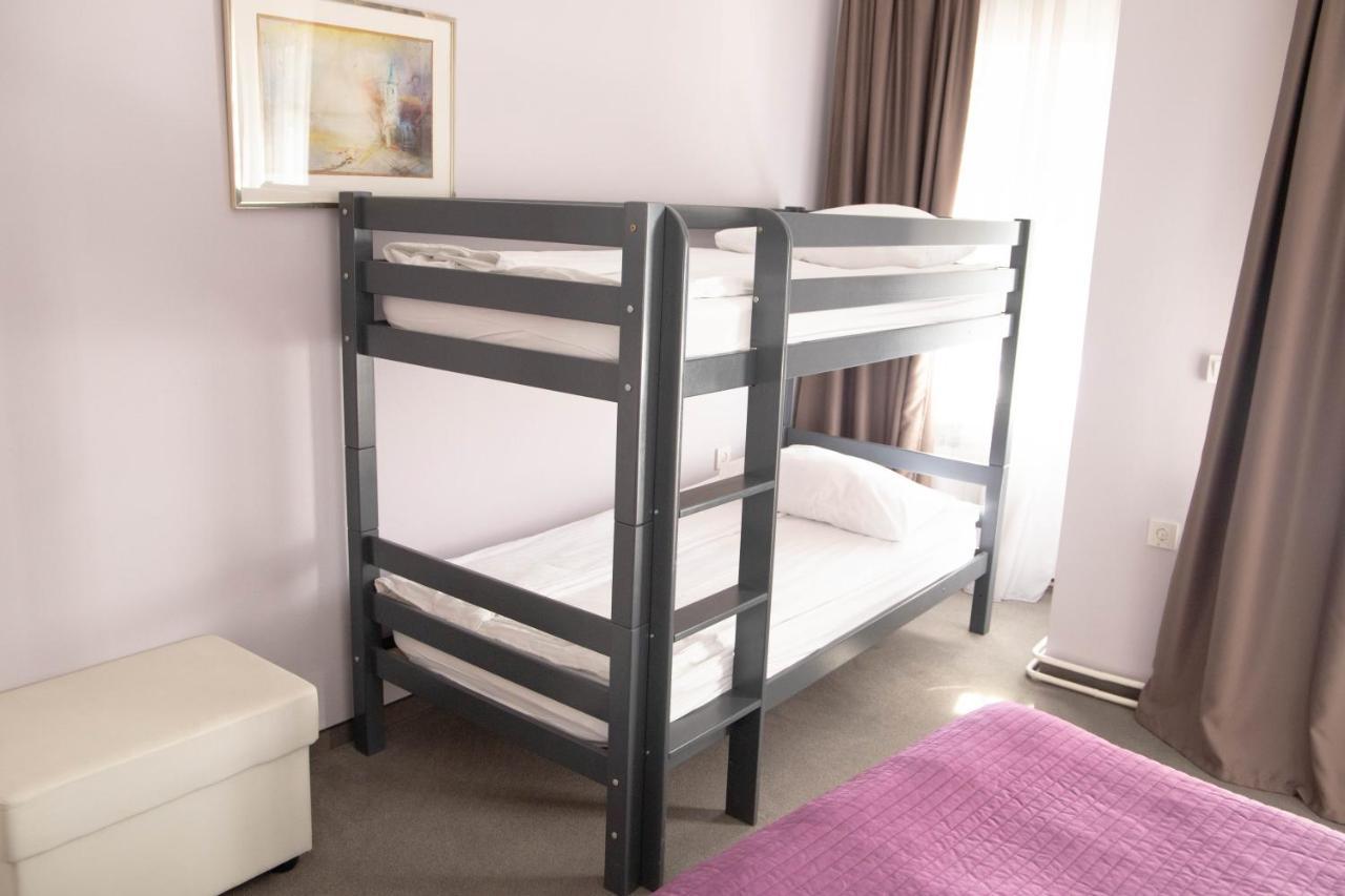 Art Hotel Slavonski Brod Exteriör bild