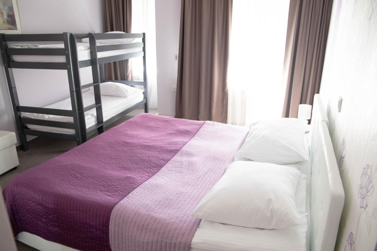 Art Hotel Slavonski Brod Exteriör bild