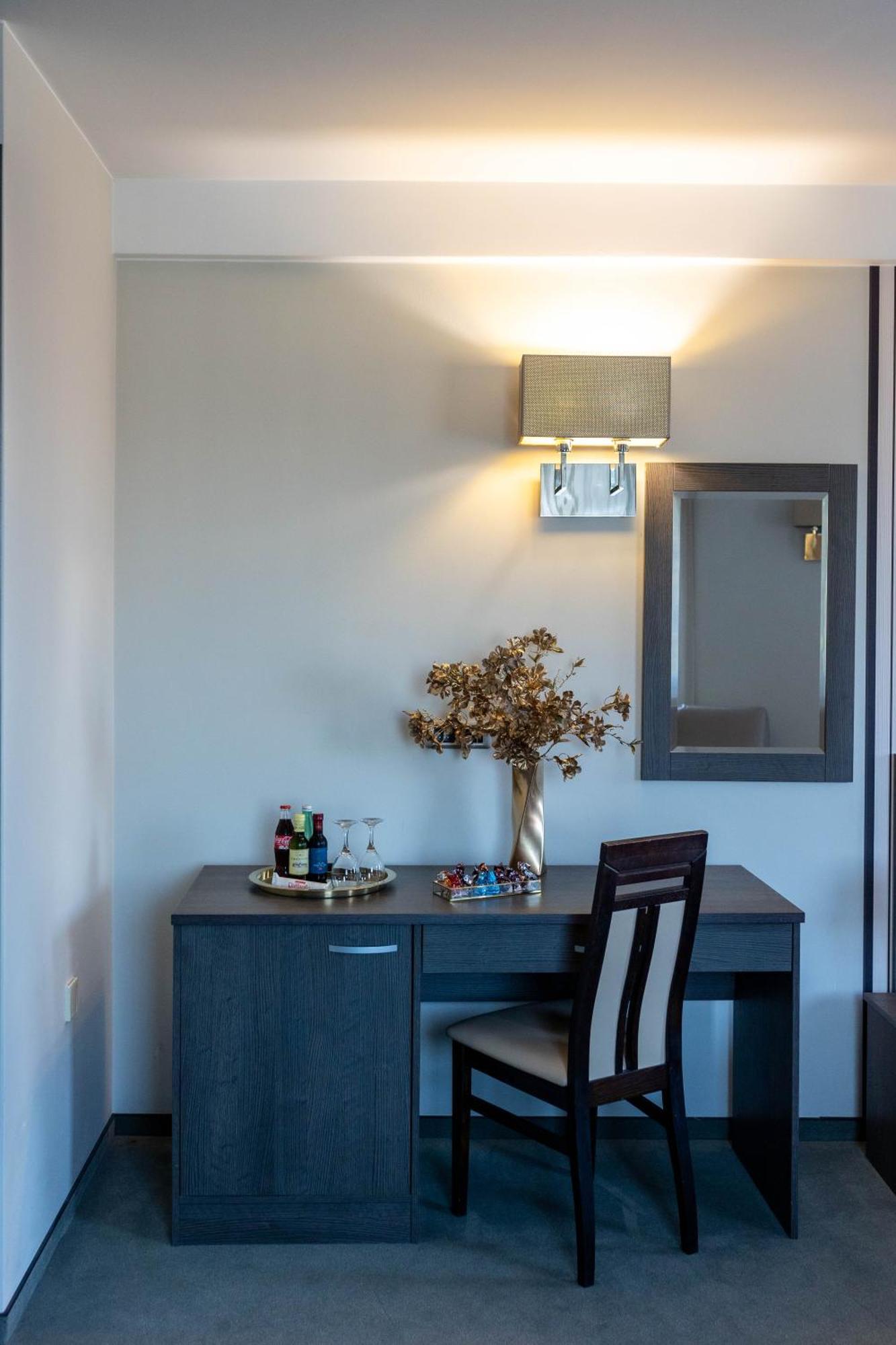 Art Hotel Slavonski Brod Exteriör bild
