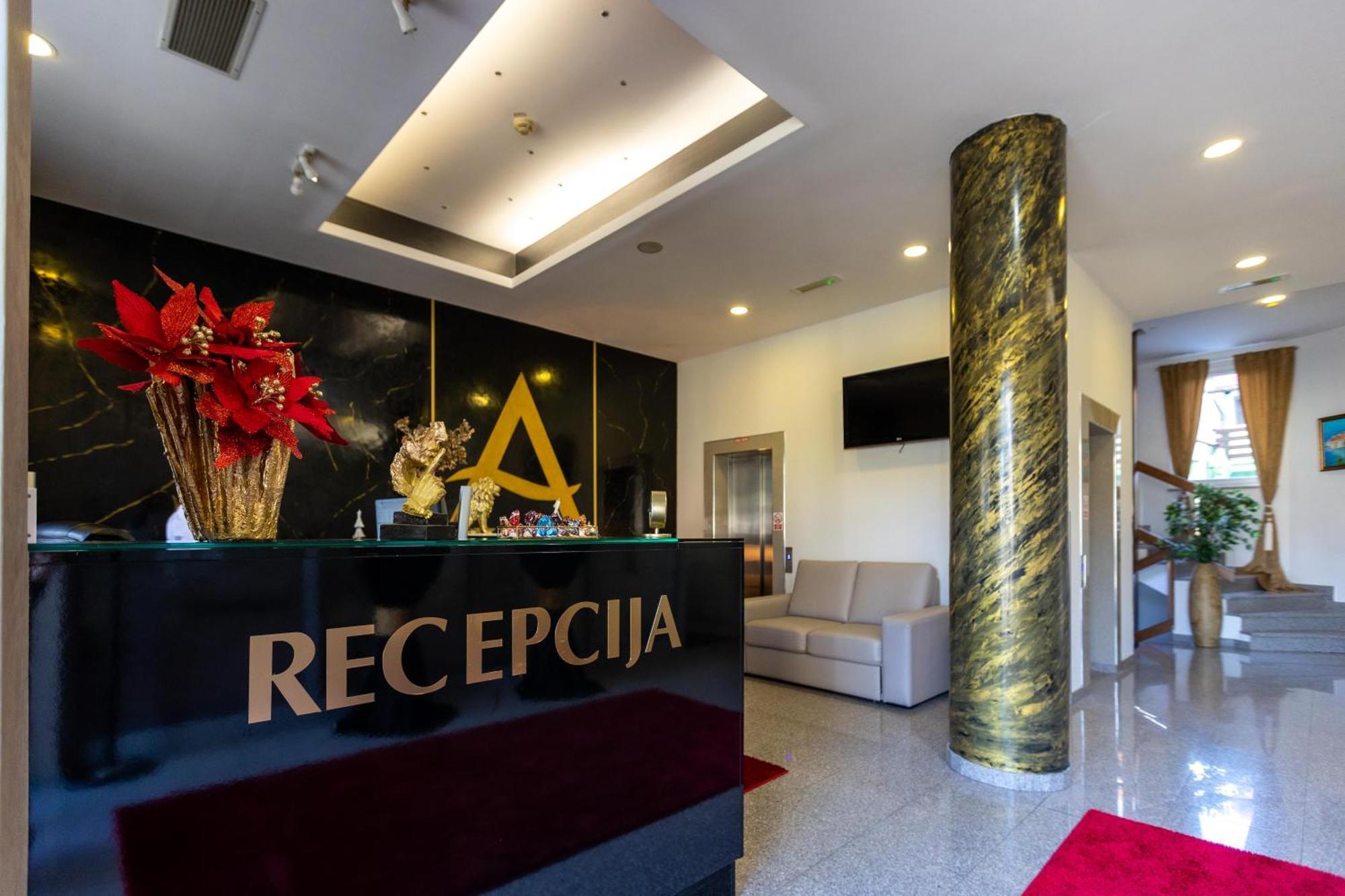 Art Hotel Slavonski Brod Exteriör bild